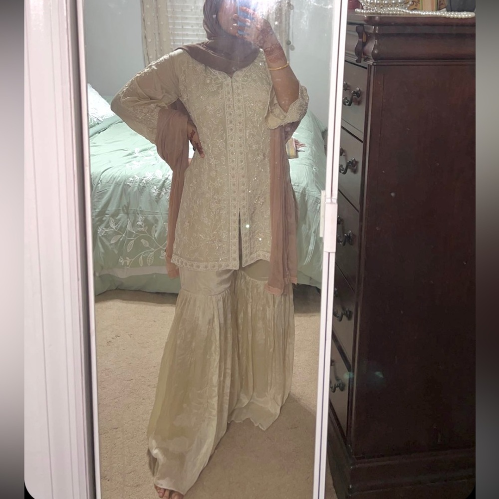 Deli boutique embroidered sharara